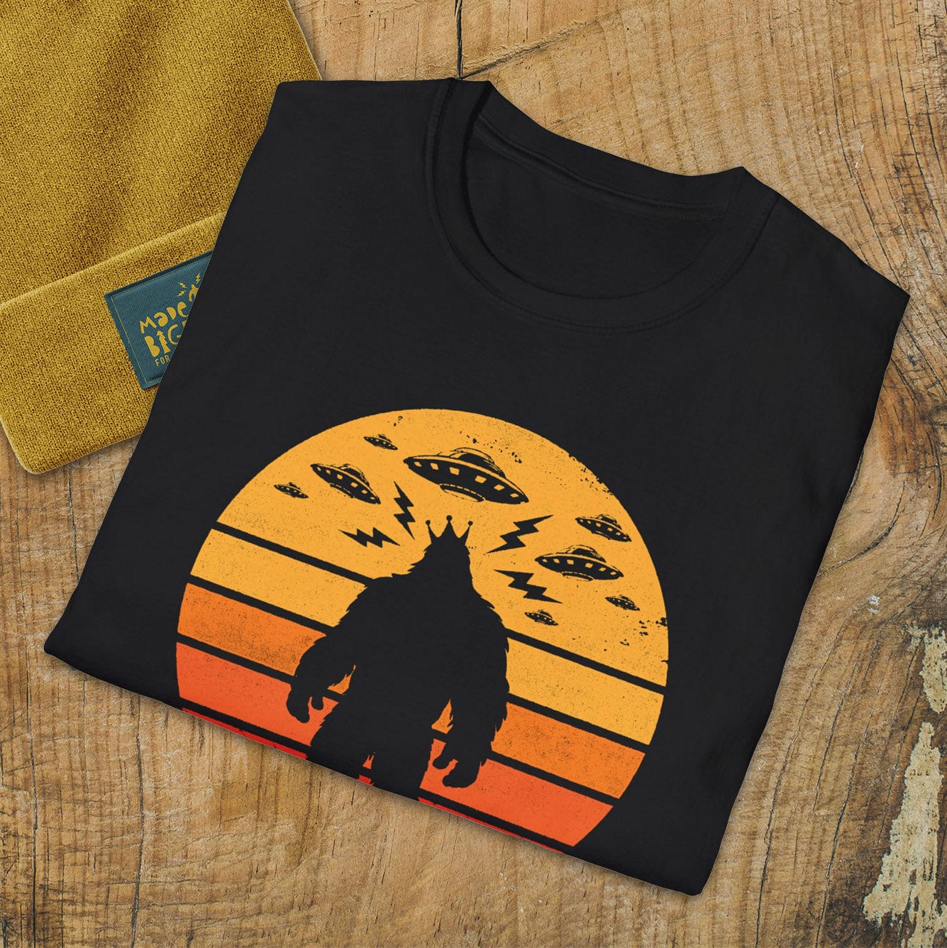 Bigfoot UFO Vintage Sunset