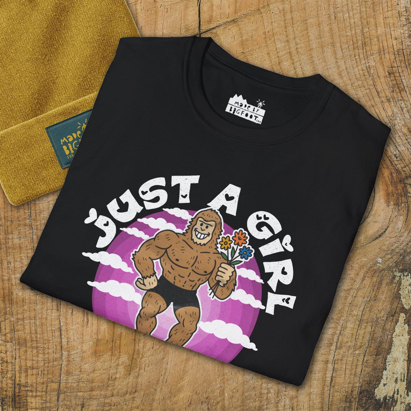 Just A Girl Who Loves Bigfoot (Flowers) 🌷